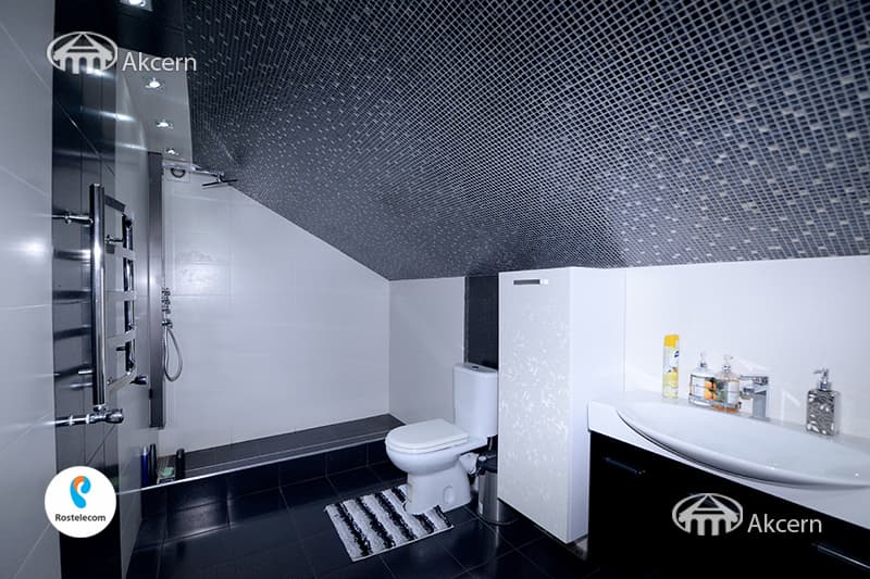 Բնակարան · 5 սեն. · 300 մ² · Կենտրոն