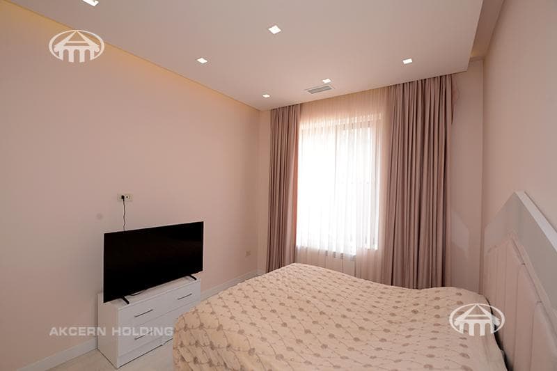 Mansion · 6 rooms · 334 m² · v. Arinj