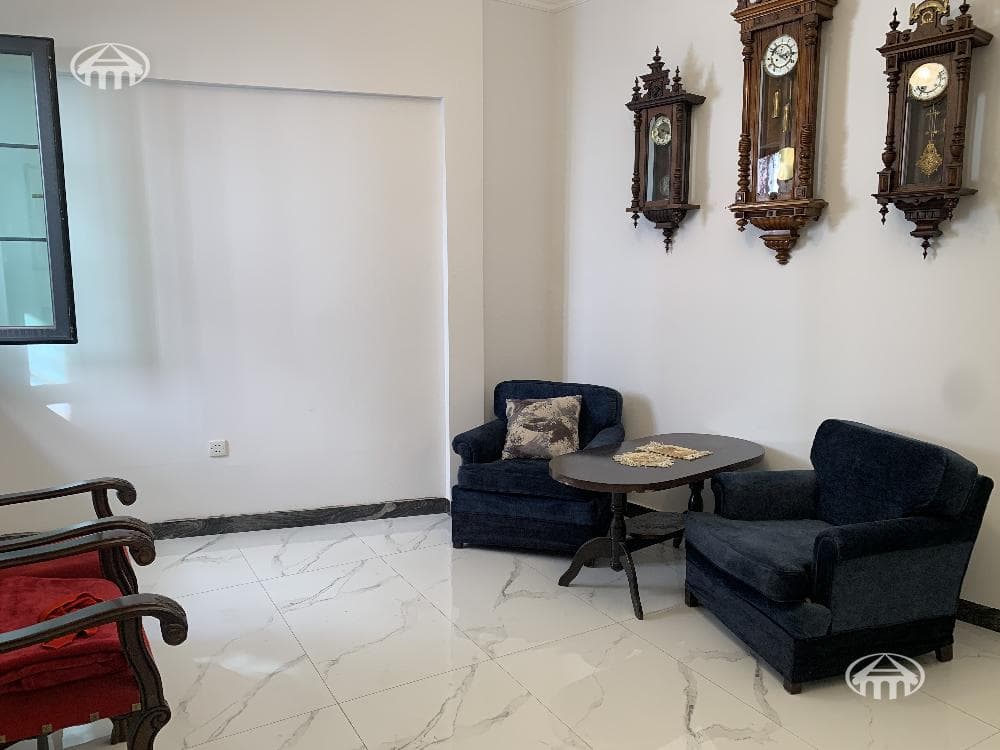 Office · 25 m² · Kentron