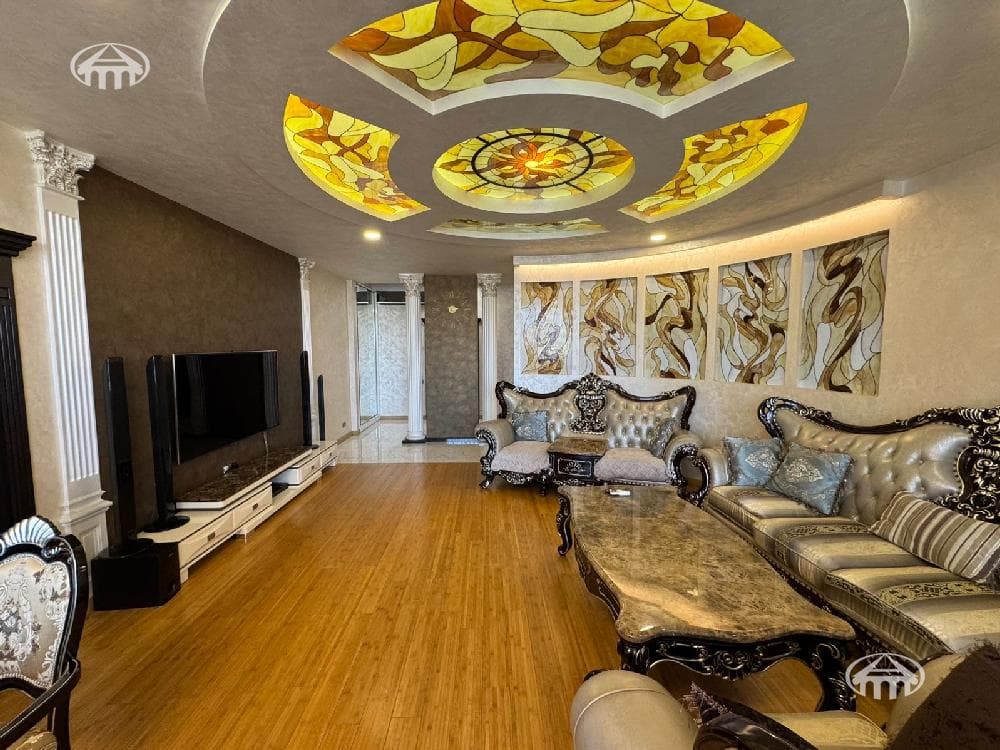 Квартира · 4 комн. · 129 м² · Арабкир