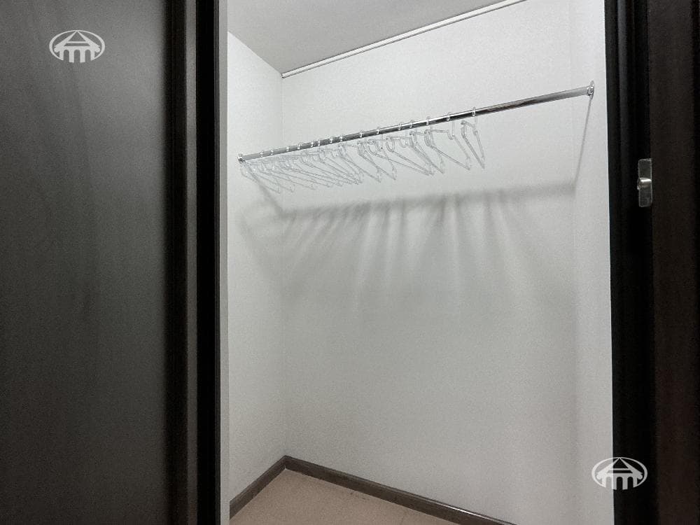 Office · 190 m² · Kentron