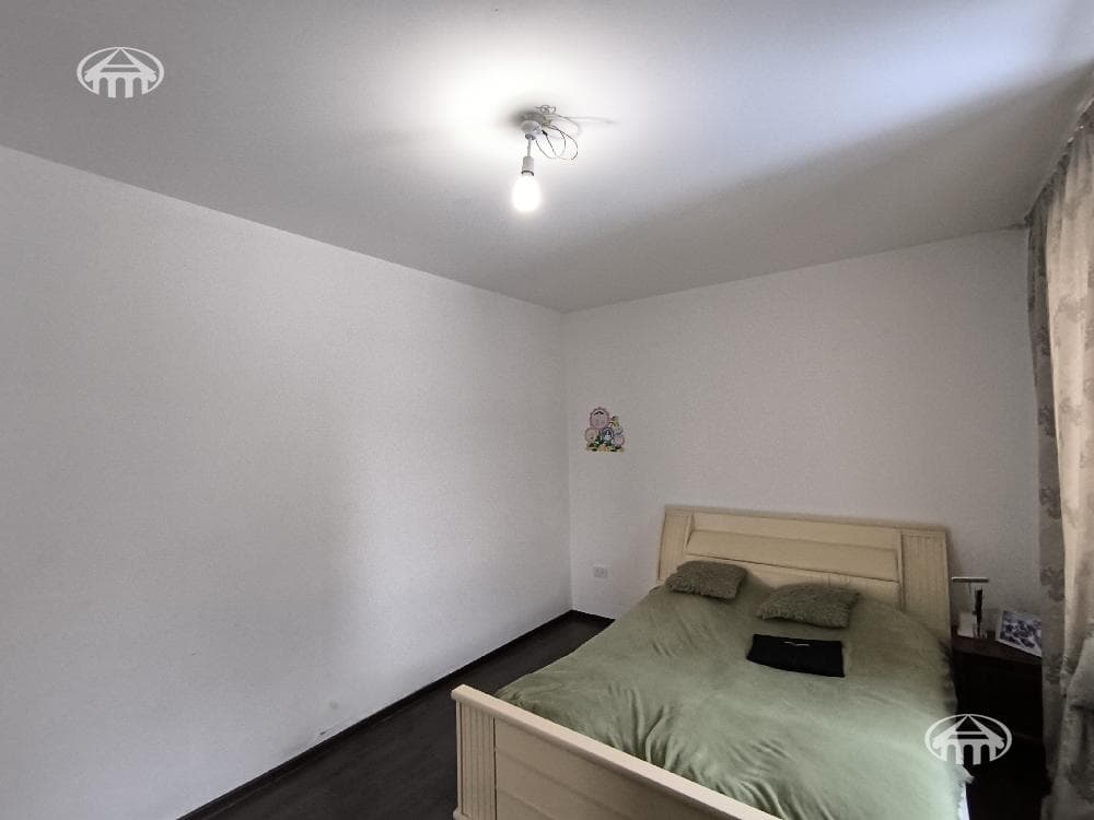 Mansion · 4 rooms · 177 m² · Avan