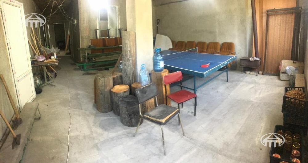 House · 9 rooms · 354 m² · Dilijan