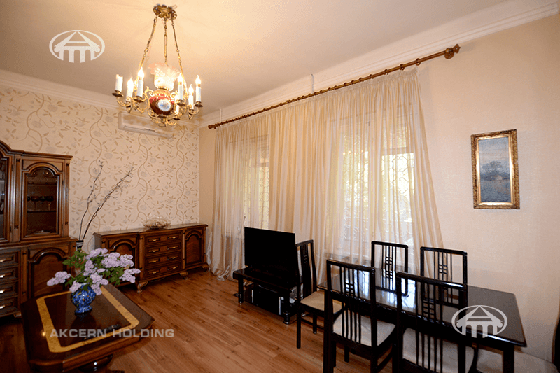 House · 3 rooms · 131 m² · Arabkir