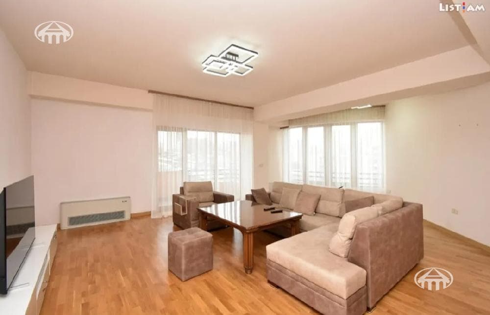 Квартира · 3 комн. · 89 м² · Кентрон