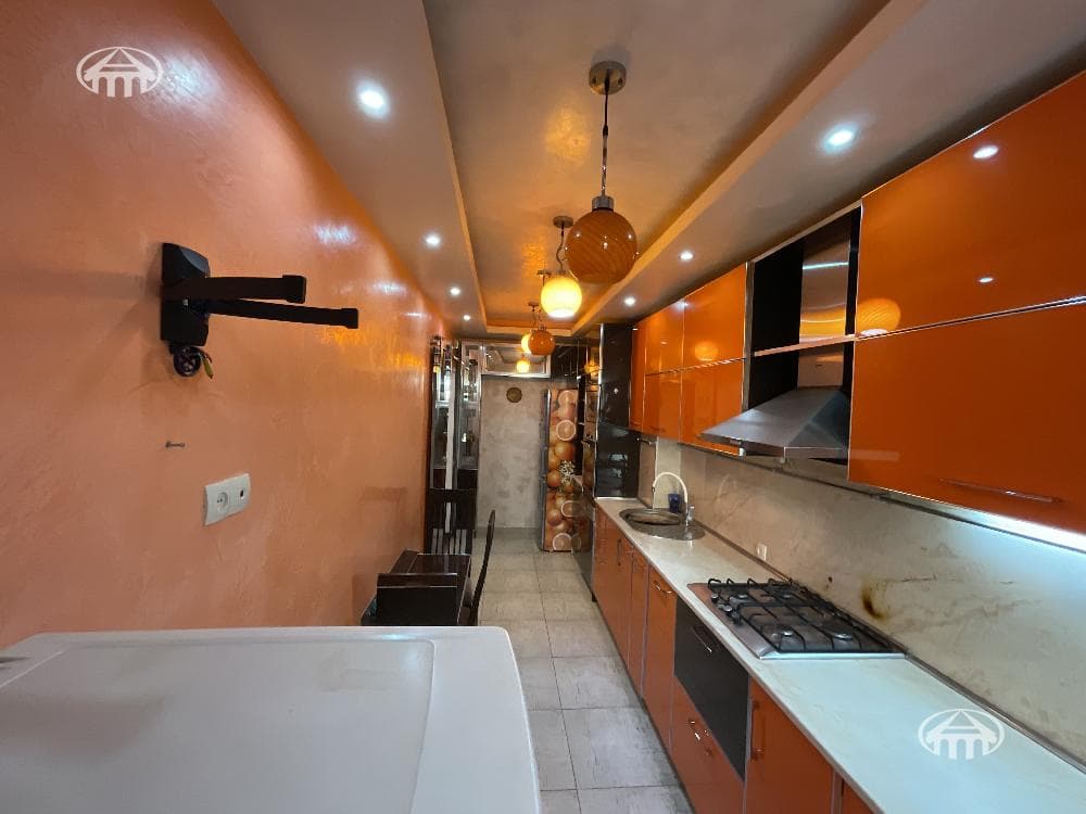 Apartment · 3 rooms · 96 m² · Davtashen