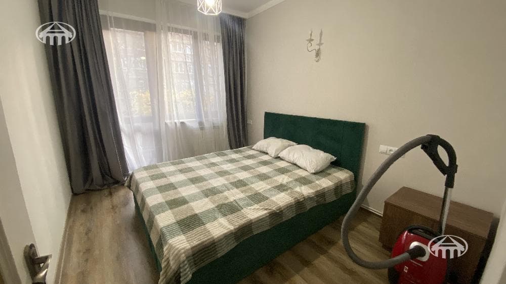 Квартира · 3 комн. · 75 м² · Арабкир