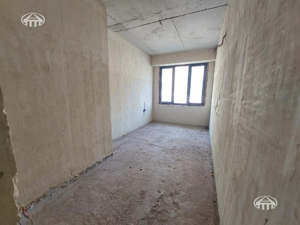 Apartment · 4 rooms · 110 m² · Kentron