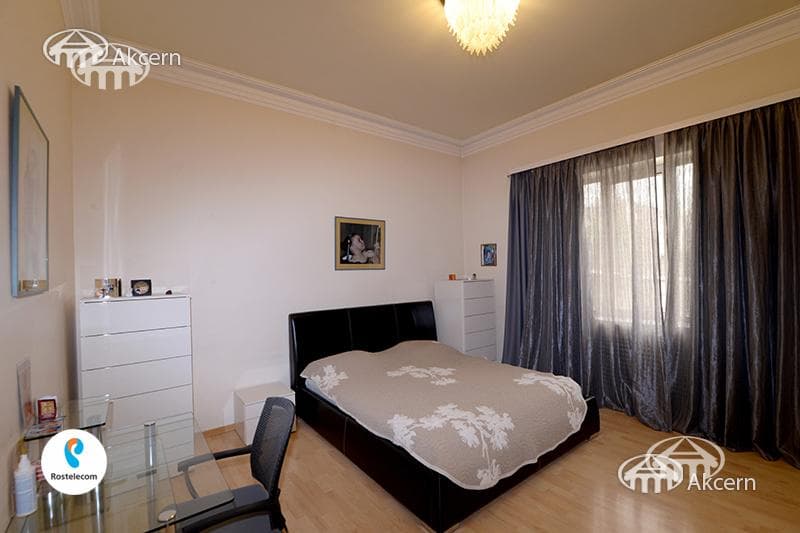 Квартира · 4 комн. · 179 м² · Арабкир