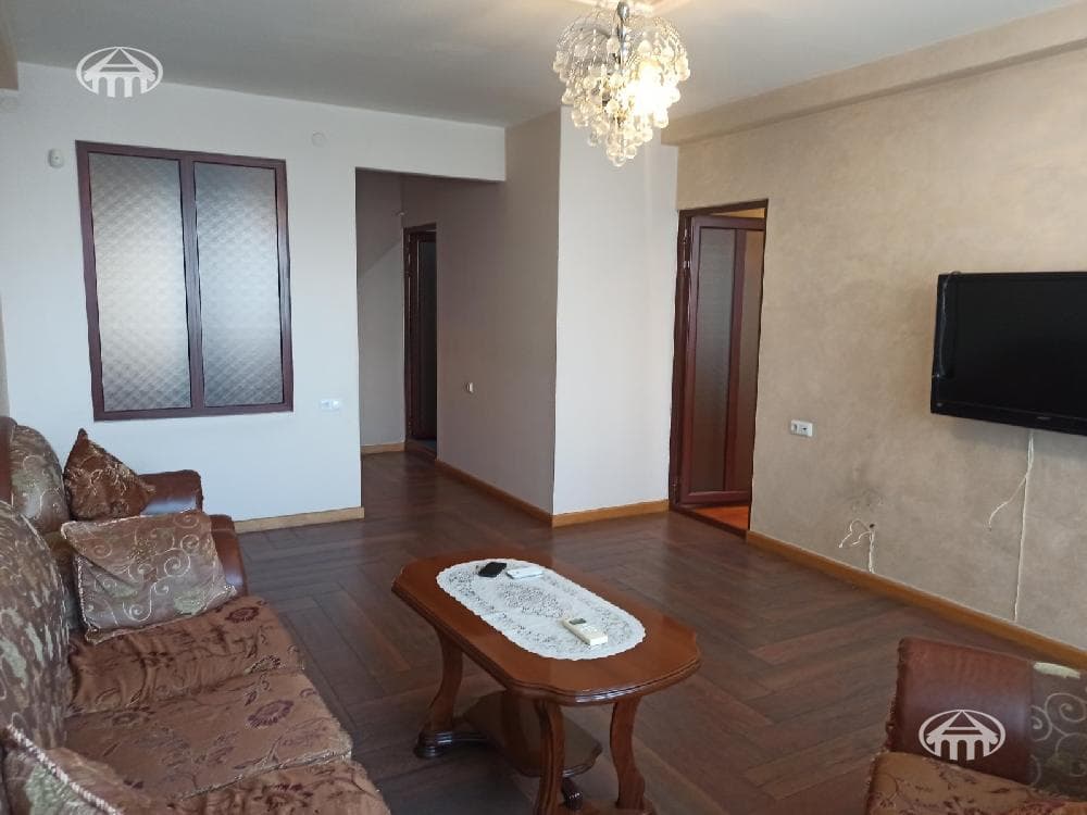 Квартира · 3 комн. · 102 м² · Арабкир