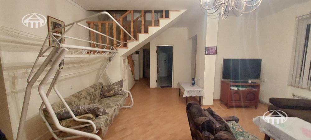 Country house · 5 rooms · 318 m² · Dzoraghbyur