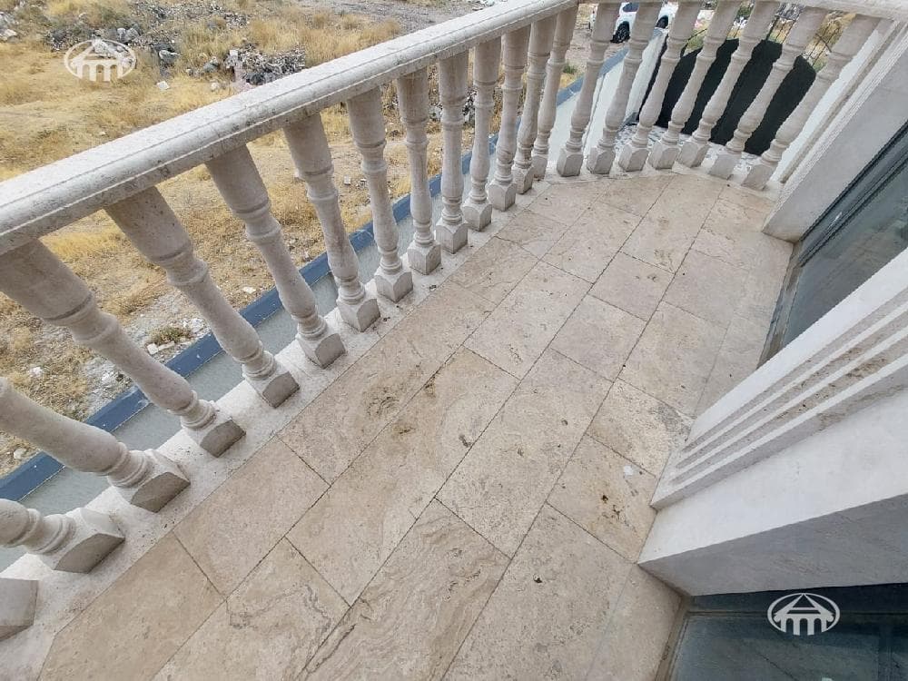 Mansion · 6 rooms · 228 m² · Avan