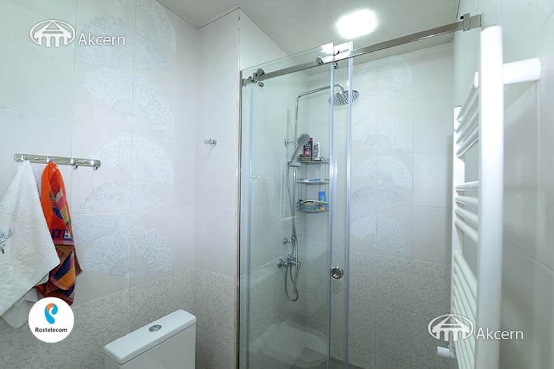 Дом · 5 комн. · 290 м² · Аван