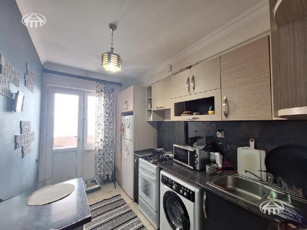 Apartment · 2 rooms · 65 m² · Kanaker-Zeytun