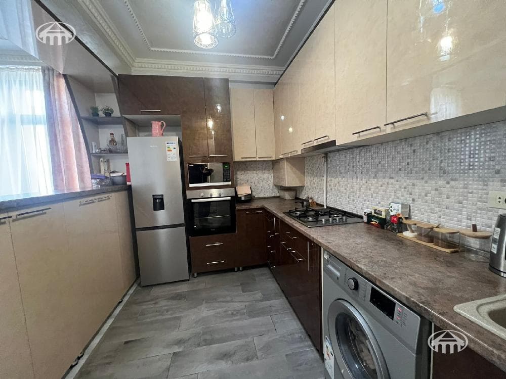 Apartment · 2 rooms · 55 m² · Davtashen