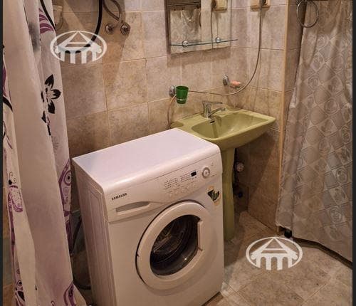Apartment · 1 rooms · 37 m² · Kentron