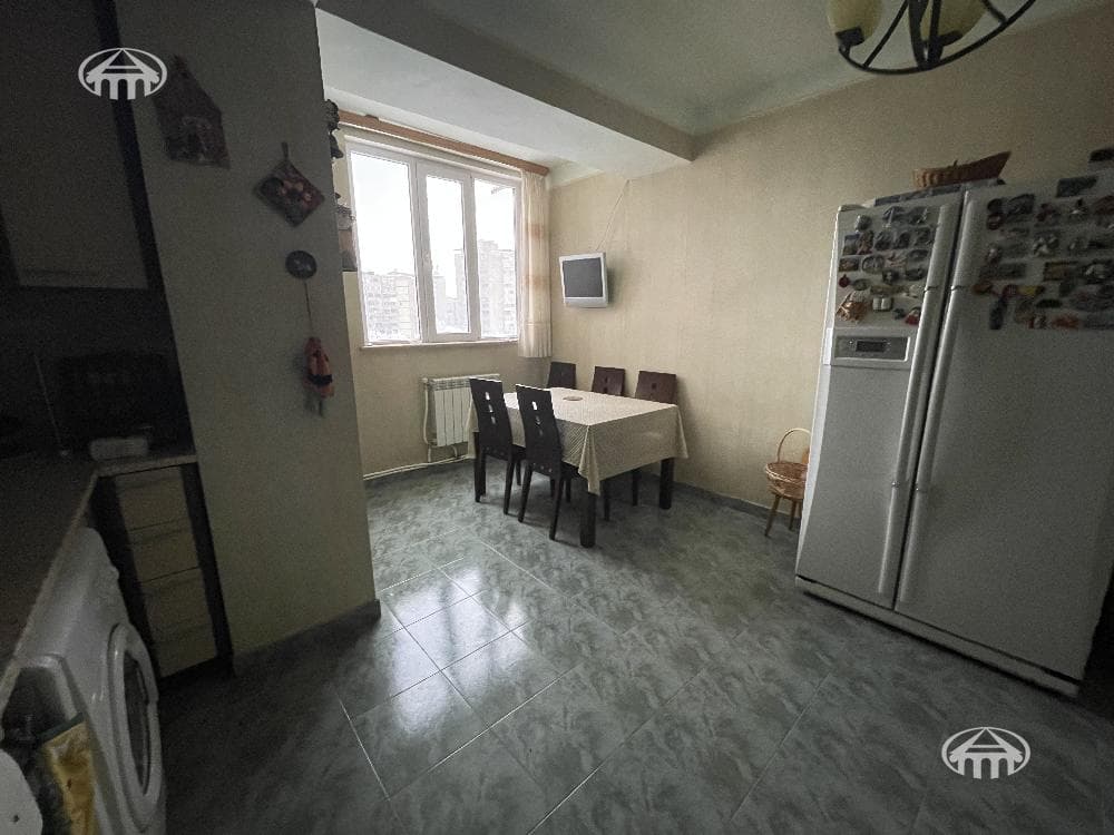 Квартира · 3 комн. · 96 м² · Аван — фото 4 из 11