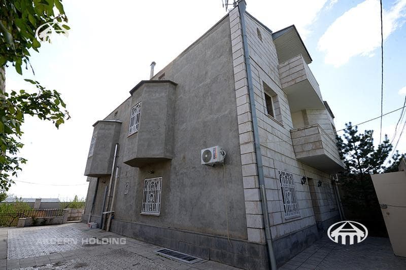 Քոթեջ · 540 մ² · Աջափնյակ