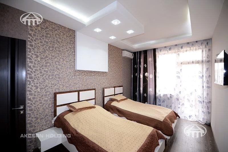 Apartment · 3 rooms · 145 m² · Kentron