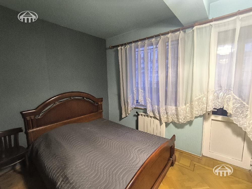 Квартира · 4 комн. · 193 м² · Аджапняк