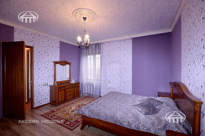 Առանձնատուն · 6 սեն. · 590 մ² · Քանաքեռ-Զեյթուն