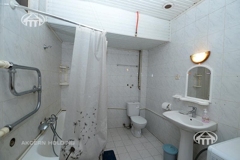 House · 5 rooms · 220 m² · Arabkir