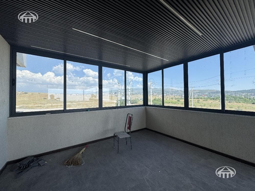 Mansion · 4 rooms · 273 m² · Dzoraghbyur