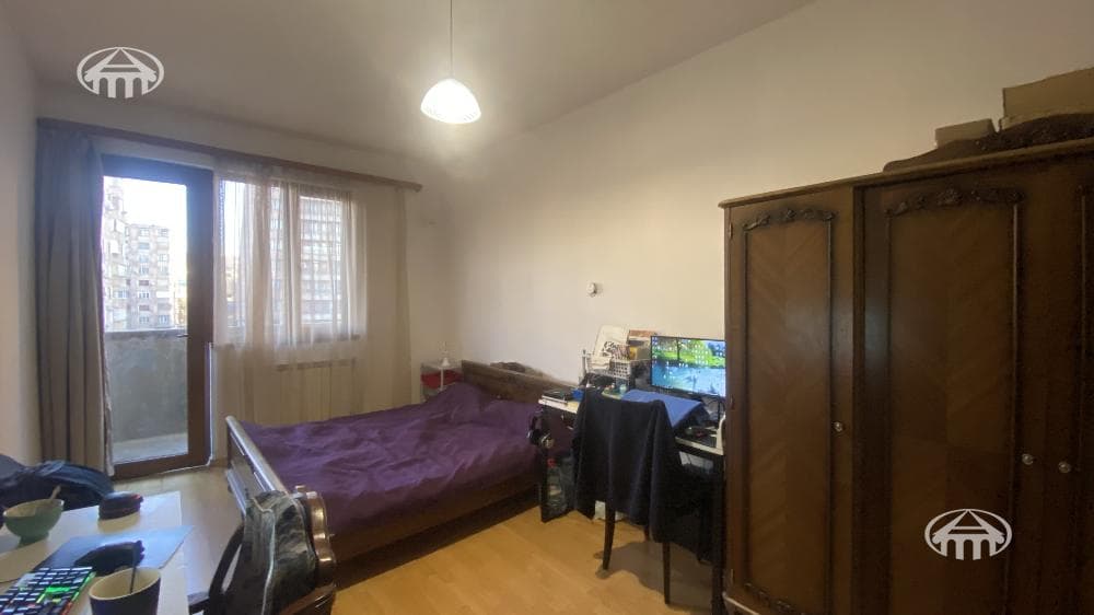 Apartment · 4 rooms · 137 m² · Kentron
