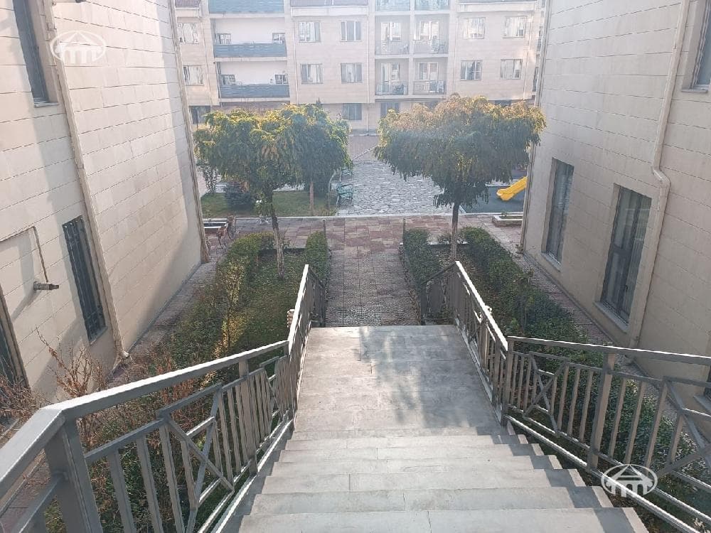 Квартира · 3 комн. · 120 м² · Кентрон