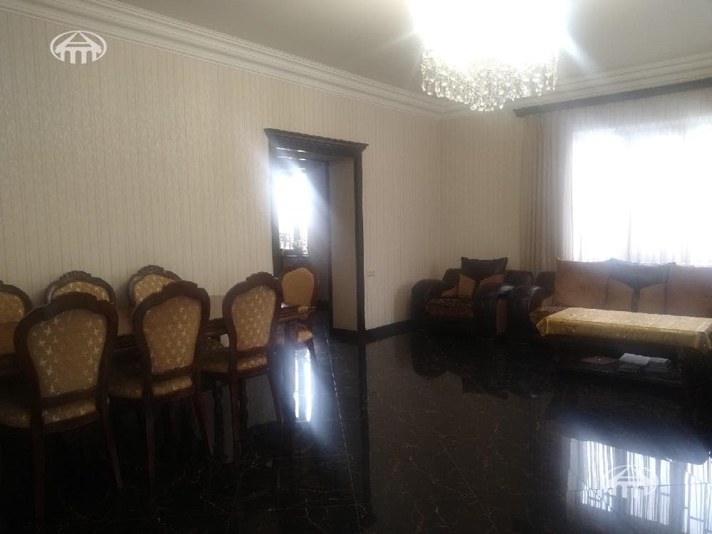 Առանձնատուն · 5 սեն. · 222 մ² · Արաբկիր