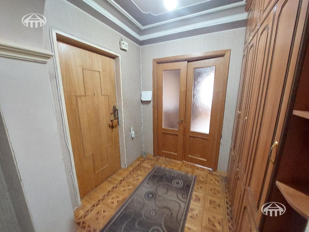 Квартира · 3 комн. · 96 м² · Давташен