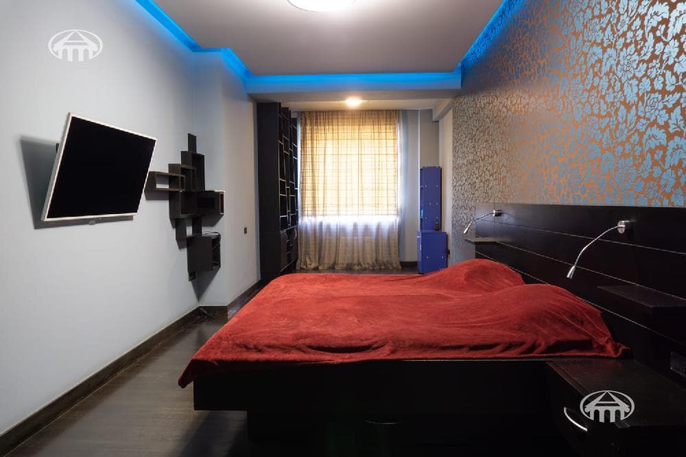 Квартира · 3 комн. · 117 м² · Кентрон