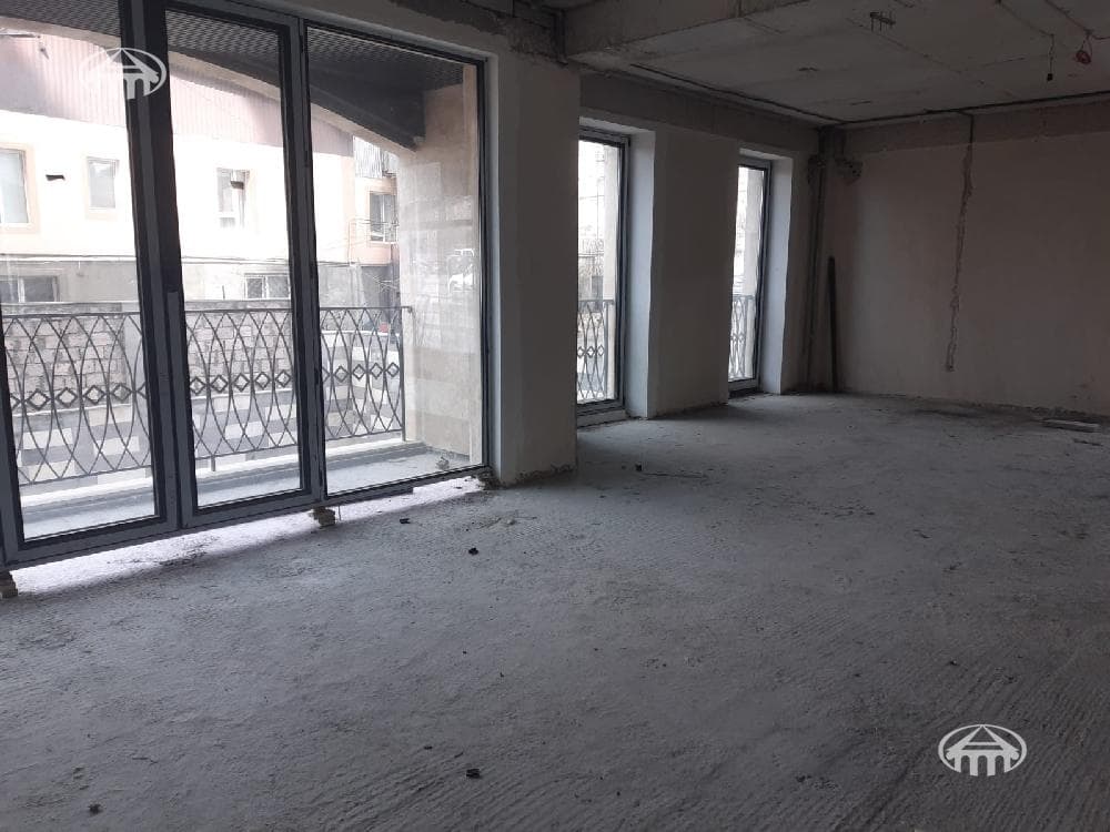 Office · 600 m² · Kanaker-Zeytun