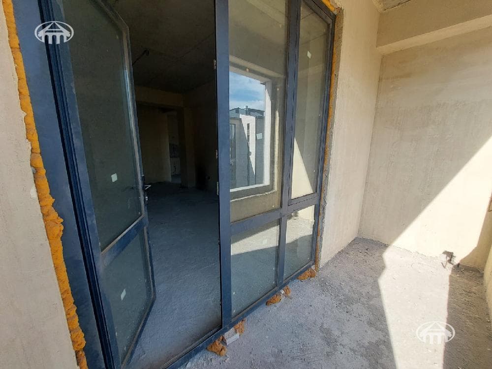 Apartment · 4 rooms · 110 m² · Kentron
