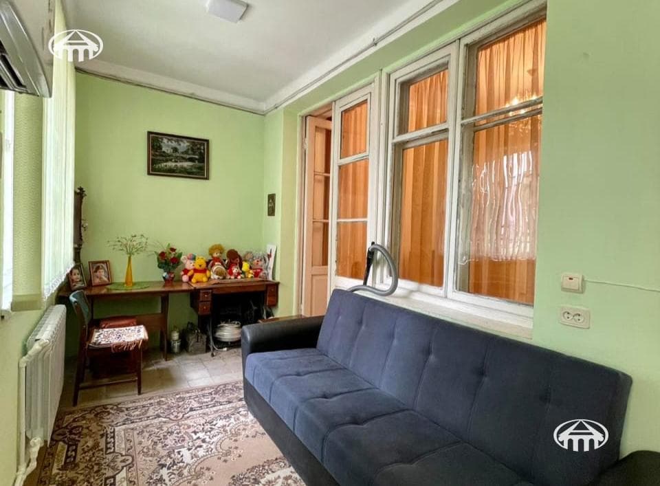 Квартира · 2 комн. · 63 м² · Кентрон