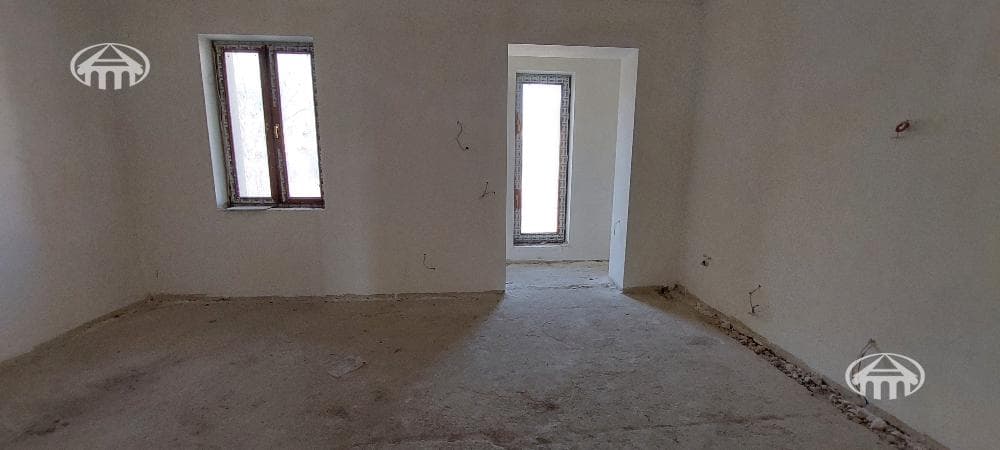 Առանձնատուն · 5 սեն. · 788 մ² · Ձորաղբյուր