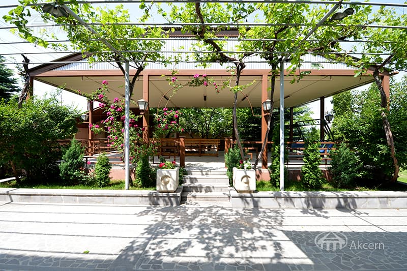 Mansion · 4 rooms · 200 m² · Dzoraghbyur