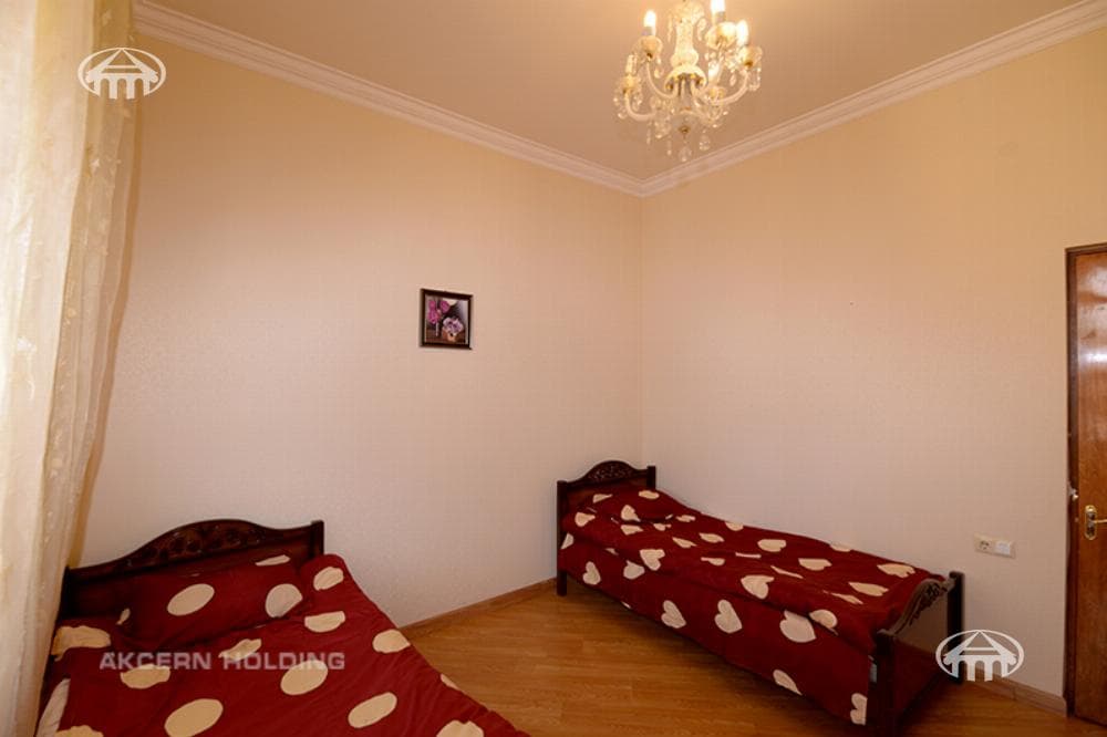 Квартира · 3 комн. · 120 м² · Кентрон