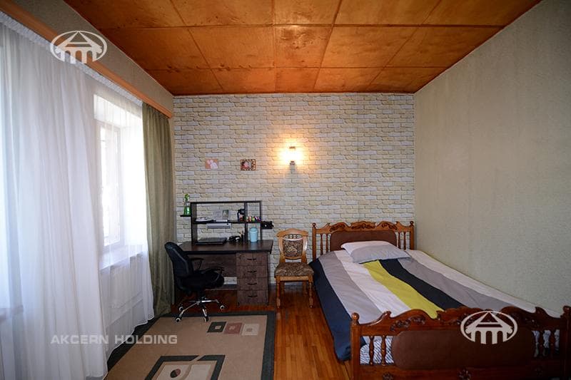 House · 4 rooms · 119 m² · Arabkir