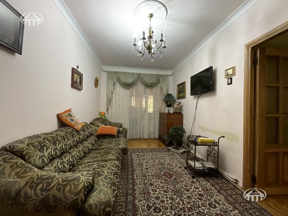 Квартира · 5 комн. · 190 м² · Арабкир