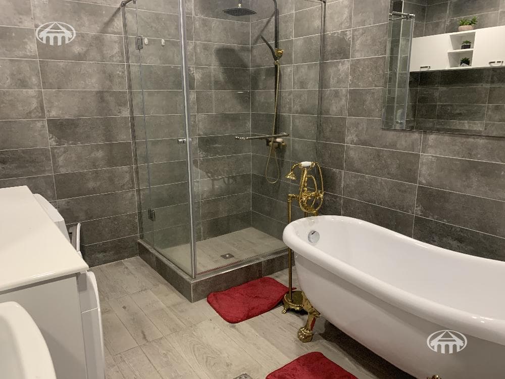 Квартира · 3 комн. · 120 м² · Арабкир