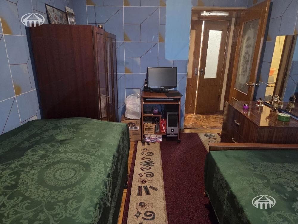 Apartment · 3 rooms · 77 m² · Kentron