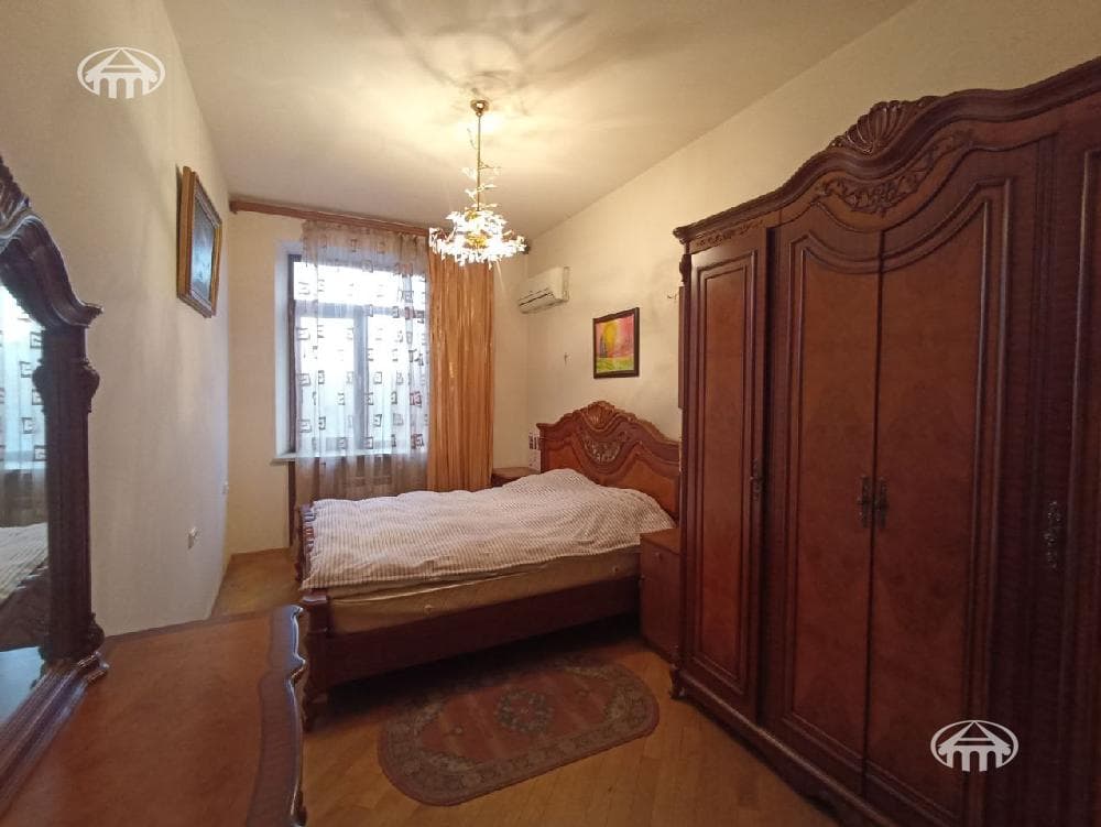 Apartment · 2 rooms · 101 m² · Kentron