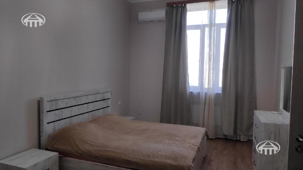 Квартира · 3 комн. · 75 м² · Кентрон