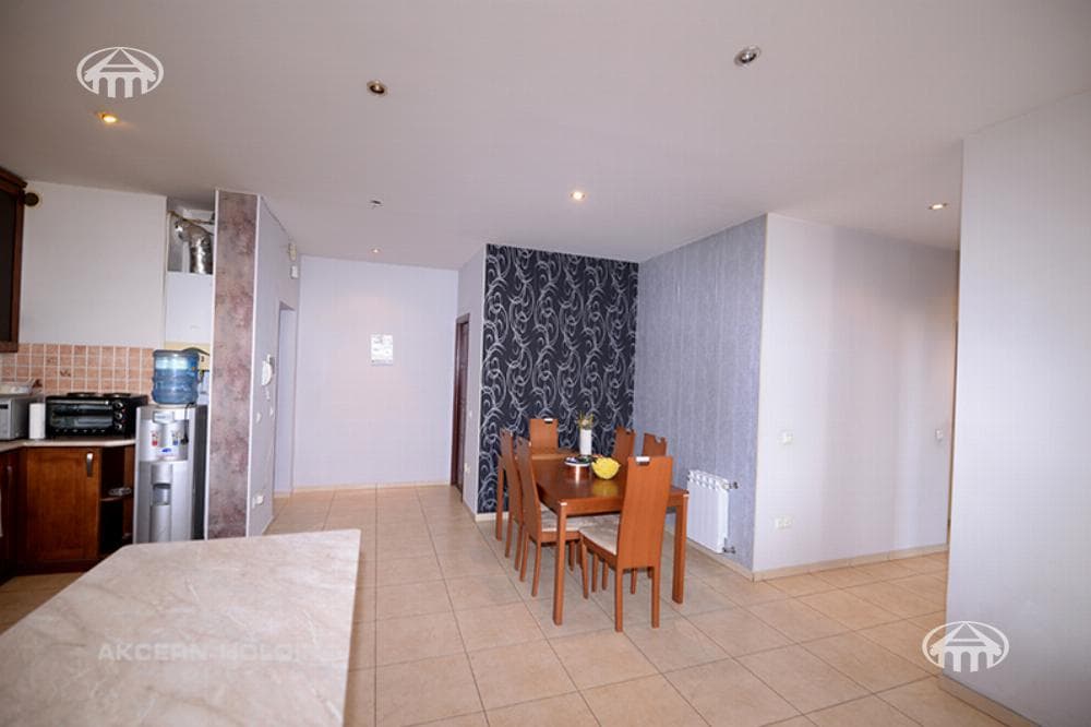 Apartment · 4 rooms · 154 m² · Arabkir