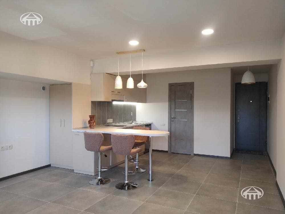 Office · 34 m² · Kentron