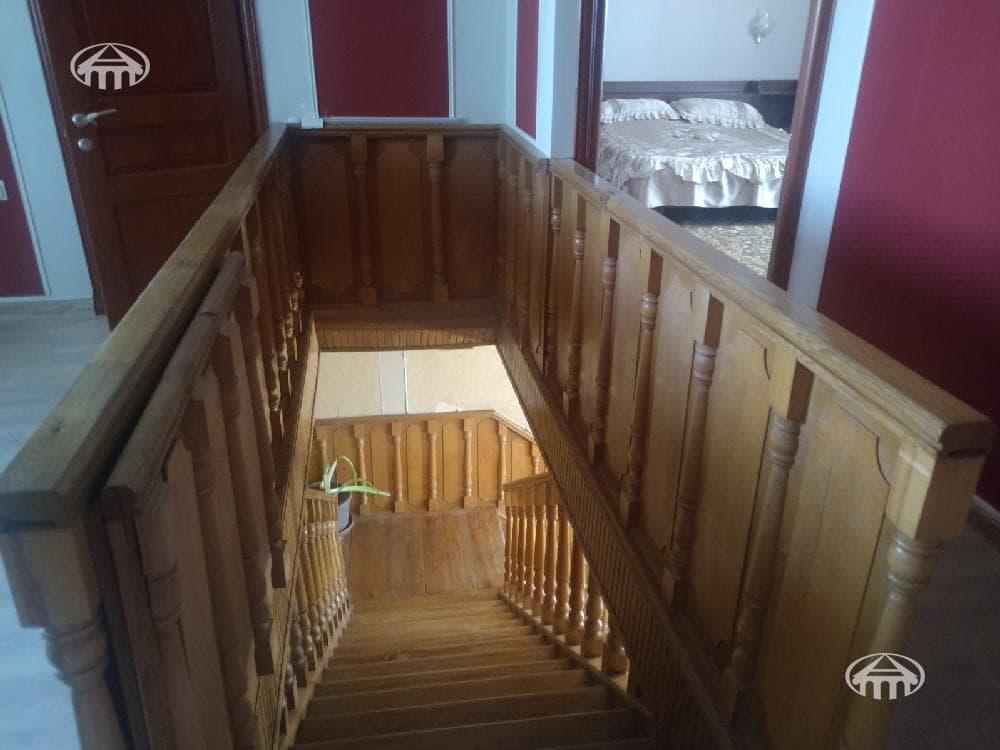 Дом · 5 комн. · 300 м² · Эребуни