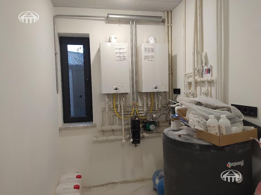 Առանձնատուն · 9 սեն. · 472 մ² · Քանաքեռ-Զեյթուն