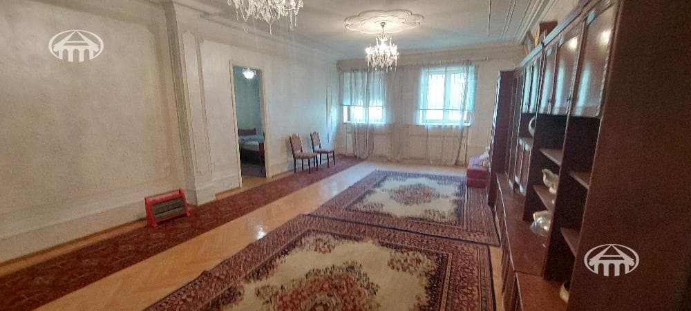 House · 5 rooms · 250 m² · Kanaker-Zeytun
