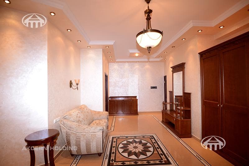 Квартира · 4 комн. · 197 м² · Арабкир